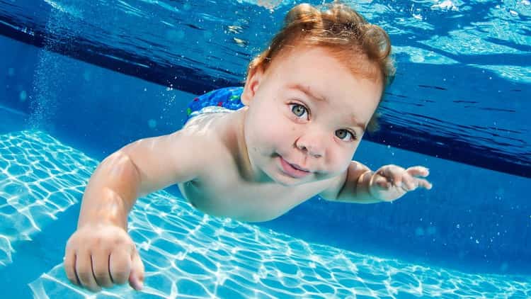 Як швидко навчити дитину плавати