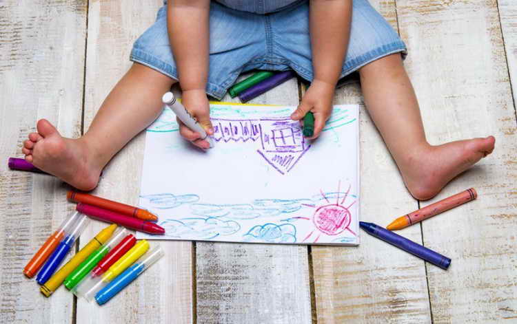 Як легко навчити дитину малювати