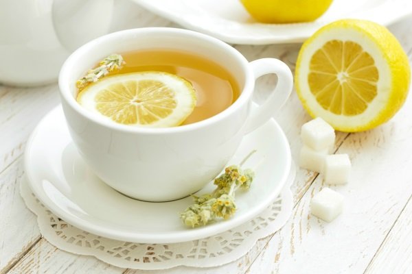 Користь чаю з лимоном для організму — чи є протипоказання