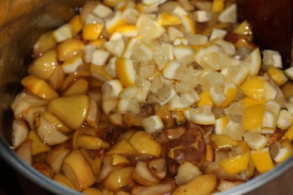 Рецепти як приготувати варення з груші на зиму