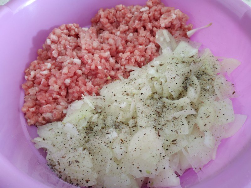 Чебуреки з мясом — дуже смачний домашній рецепт + вдале хрусткое тісто