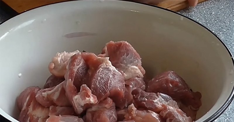 Шашлик зі свинини — 7 найсмачніших рецептів мякого і соковитого шашлику