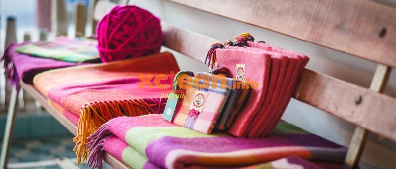 Правила і поради для прання в домашніх умовах різноманітного текстилю, відбілювання та видалення плям з рушників та постільної білизни, догляд за подушками і ковдрами