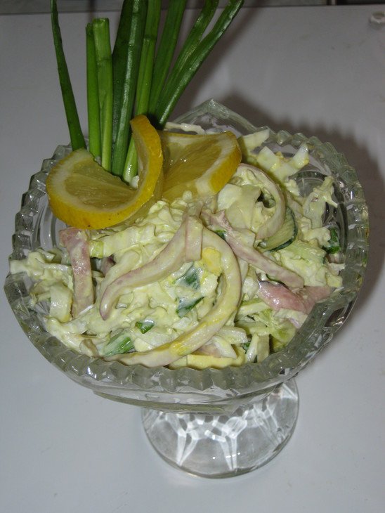 Найсмачніші салати з кальмарами на Новий рік. 11 покрокових рецептів
