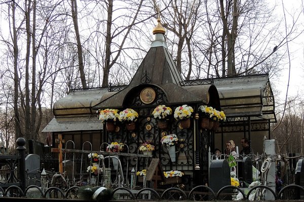 Даниловское кладовищі могила Матрони Московської, де похована, як проїхати на цвинтарі, адреса, пісочок з могили