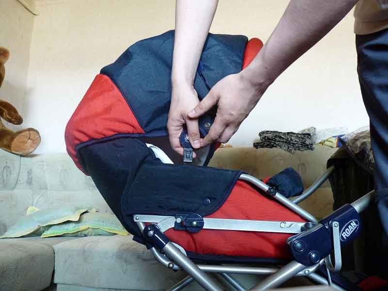 Як правильно прати дитячі коляски в пральній машині і в ручну
