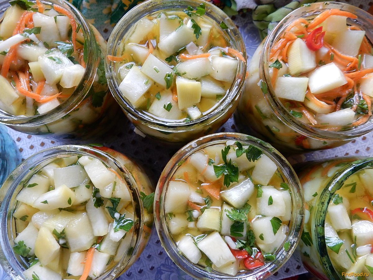 Салати з кабачків на зиму без стерилізації: 6 смачних рецептів