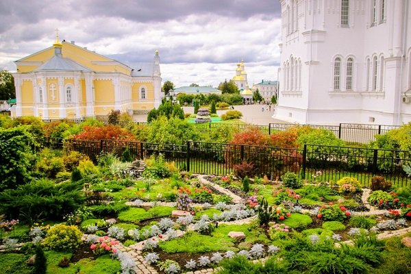 Дівєєвський монастир: як доїхати з Москви до монастиря Серафима Саровського в Дівєєво, історія монастиря, канавка Богородиці, храми і святині Дівєєвський монастир: як доїхати з Москви до монастиря Серафима Саровського в Дівєєво, історія монастиря, канавка Богородиці, храми і святині