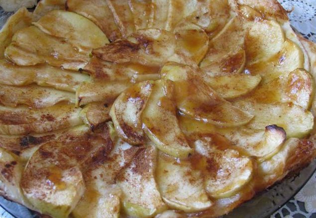 Цветаевский яблучний пиріг: 5 покрокових рецептів