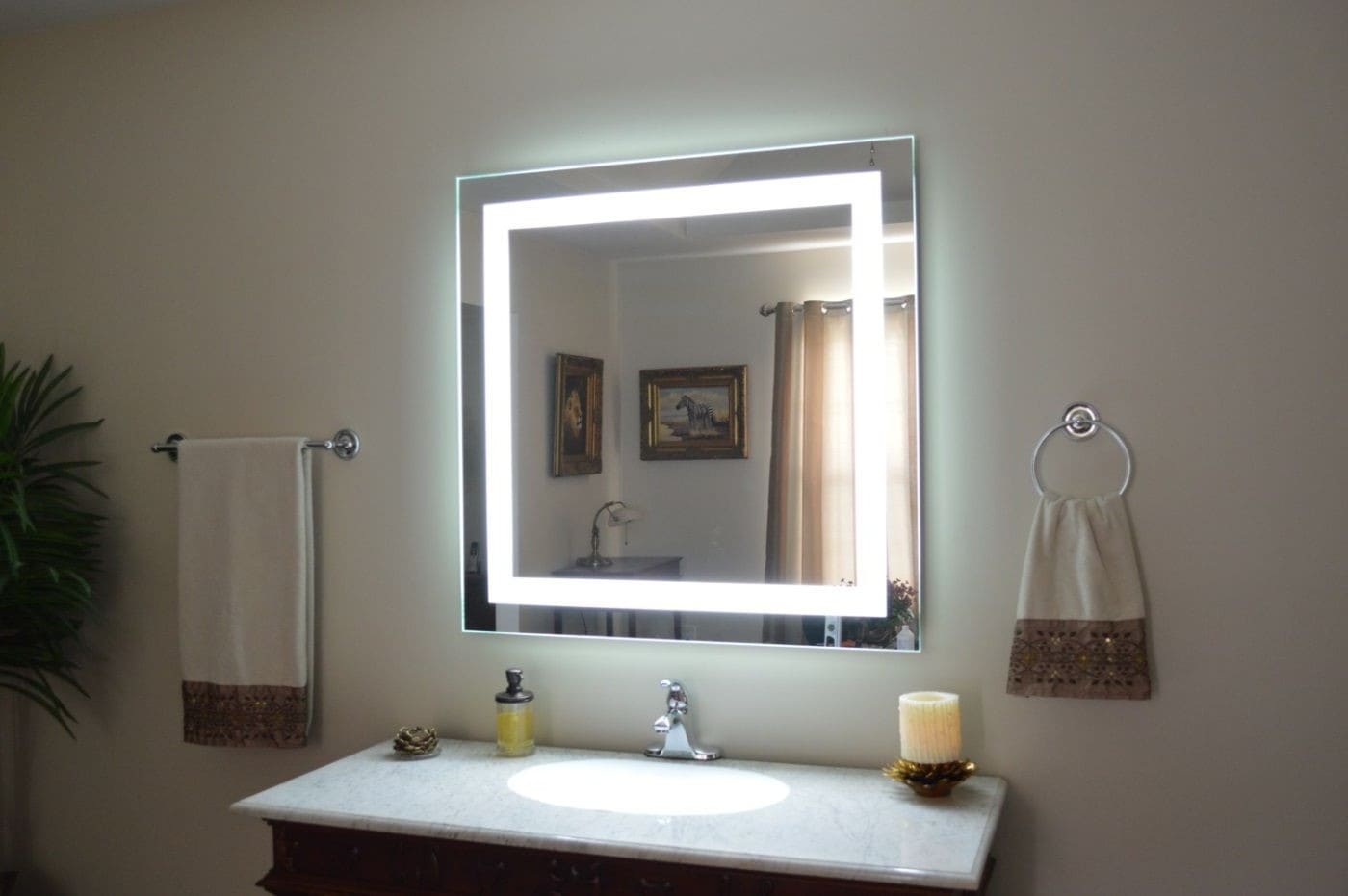 Як повісити дзеркало у ванній на плитку: способи кріпити дзеркало на плитку у ванній кімнаті