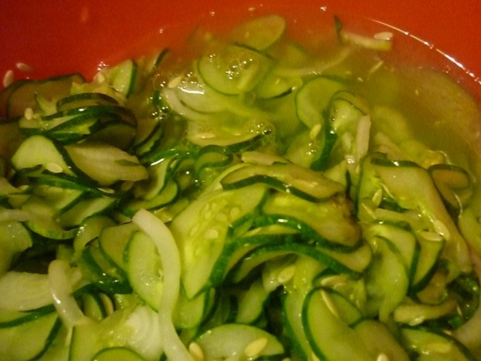 Салат из огурцов без растительного масла