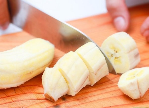 Як зварити компот з бананів – 5 рецептів