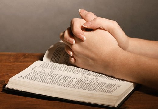 Для чого читають молитви за покійним на 9 день після смерті