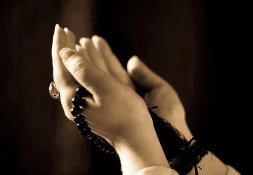 Як вимовляти молитви за померлого мусульманина: тексти дуа