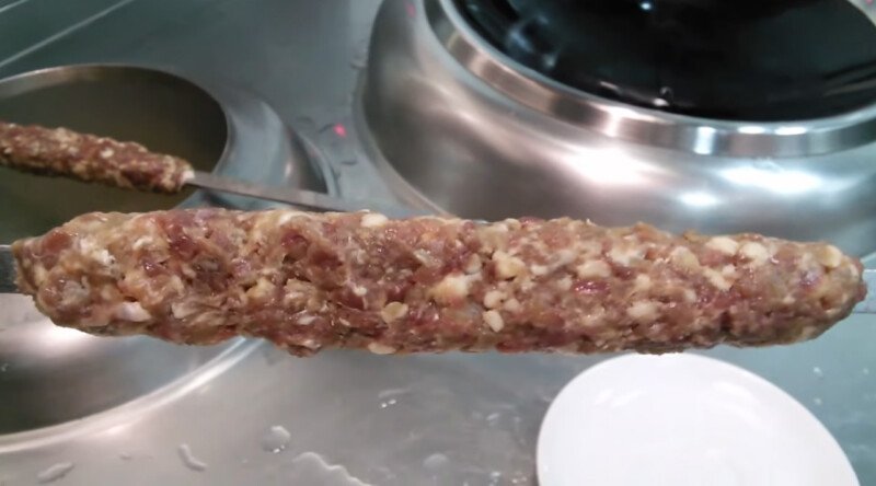 Люля кебаб з фаршу — рецепти приготування в домашніх умовах на мангалі + соус для люля кебаб