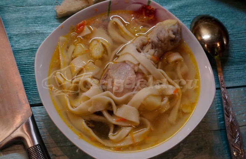 Суп з домашньою локшиною й куркою — покроковий рецепт найсмачнішого курячого супу