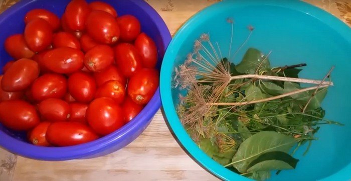 Малосольні помідори. Як приготувати малосольні помідори будинку хрусткі