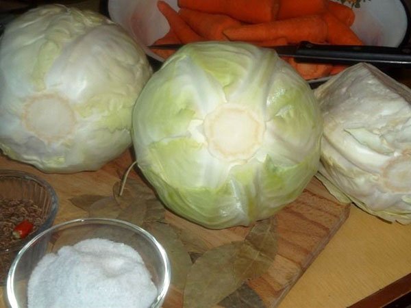 Квашена капуста з журавлиною на зиму рецепт швидкого приготування