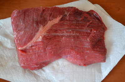 Гуляш з яловичини з підливою: 8 рецептів, як приготувати, щоб мясо було мяким і соковитим