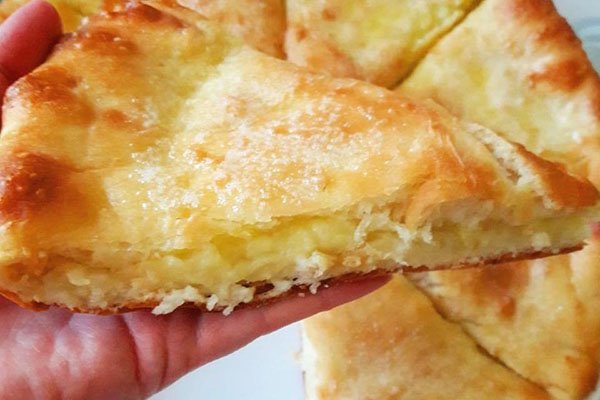 Рецепт осетинського пирога з сиром і картоплею, приготування