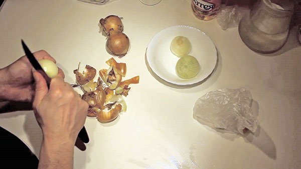 Салат з кальмарами, крабовими паличками, огірком, креветками рецепт з фото, відео