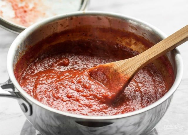 Томатний соус зі свіжих помідорів для піци