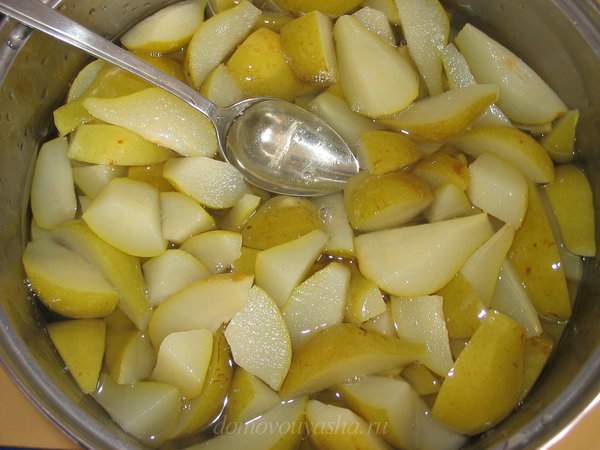 Янтарне варення з груш часточками на зиму: 7 рецептів