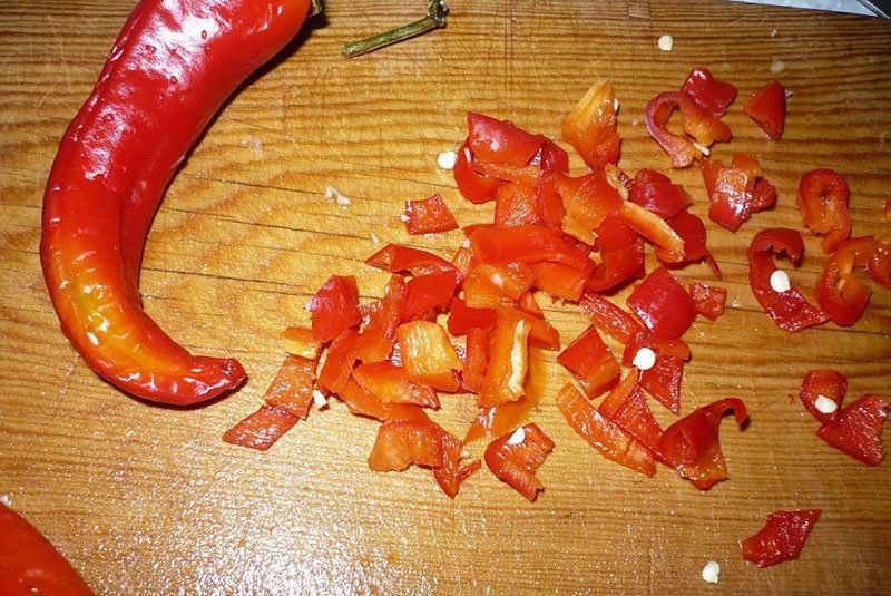 Рецепт дуже смачних зелених помідорів на зиму салат, аджика