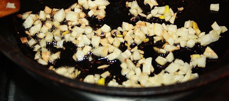 Креветки у вершковому соусі з куркою покрокові рецепти з фото