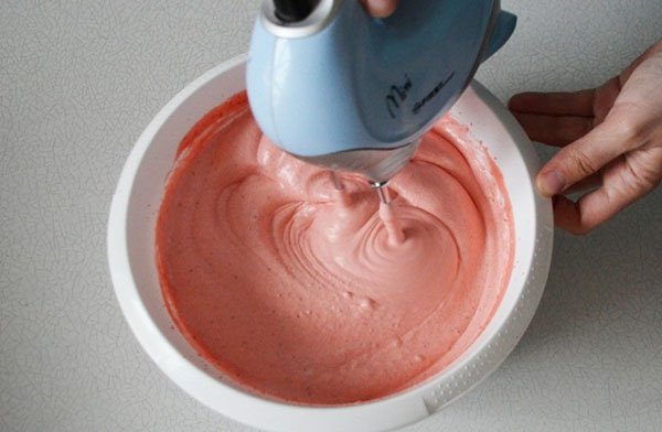 Полуничний зефір покроковий рецепт приготування в домашніх умовах, фото, відео