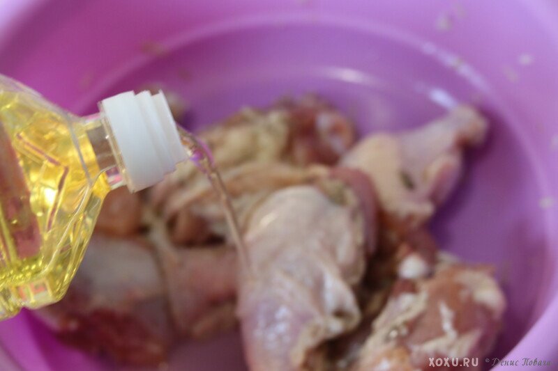 Як посмажити стегенця (курку) на сковороді з хрусткою скоринкою