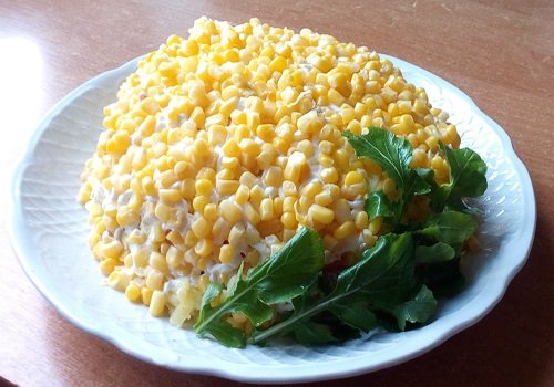 Салат з сардинами і кукурудзою класичний рецепт приготування — Домашні Рецепти