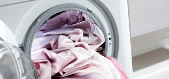 Як прати речі з блекаут: у пральній машині і в ручну